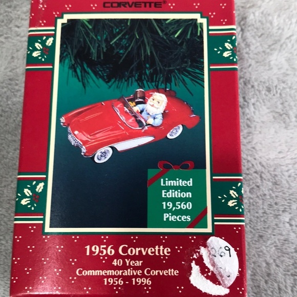 Enesco 1956 Corvette Christmas ORNAMENT 40th Anniv. 1996 Santa Claus